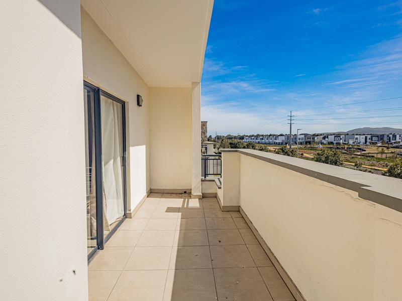 1 Bedroom Property for Sale in Sandown Western Cape